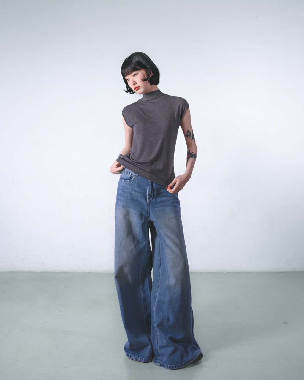 Flared Wide-Leg Jeans