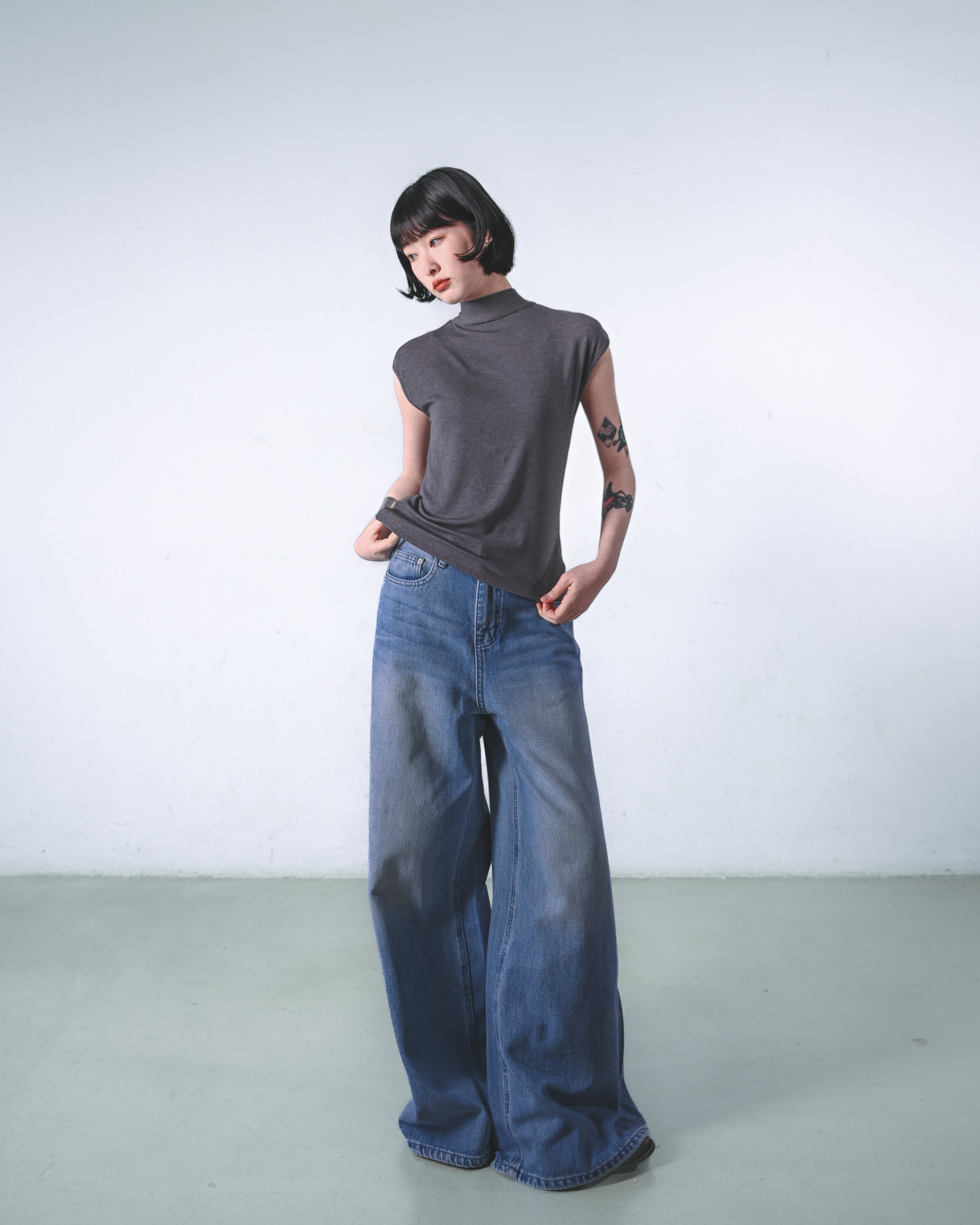 Flared Wide-Leg Jeans