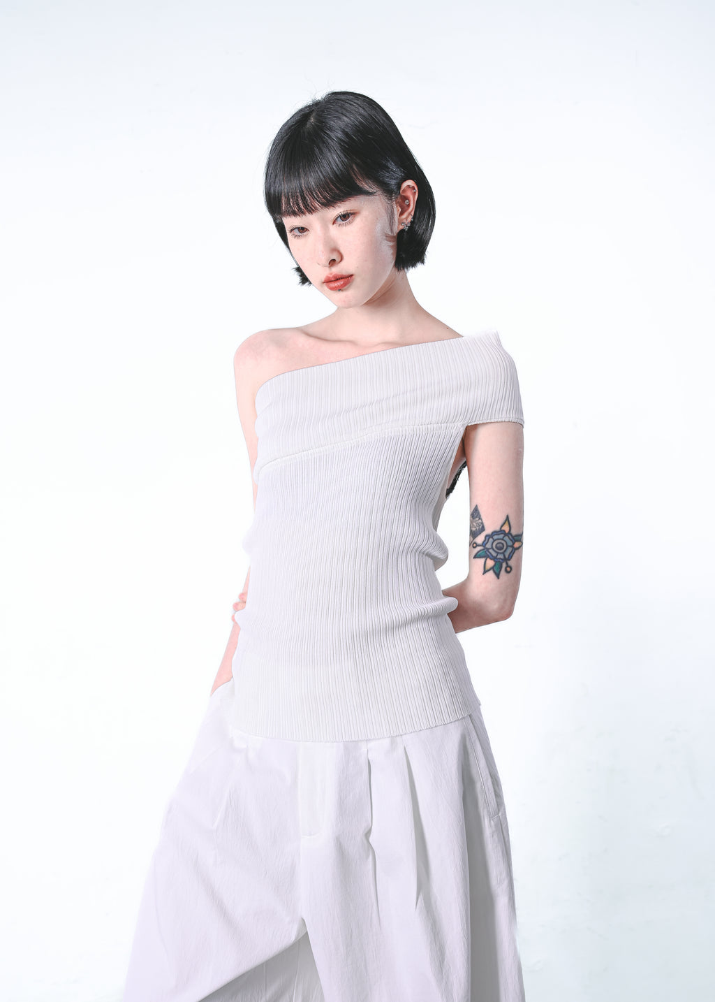 One-Shoulder Knit Tube Top
