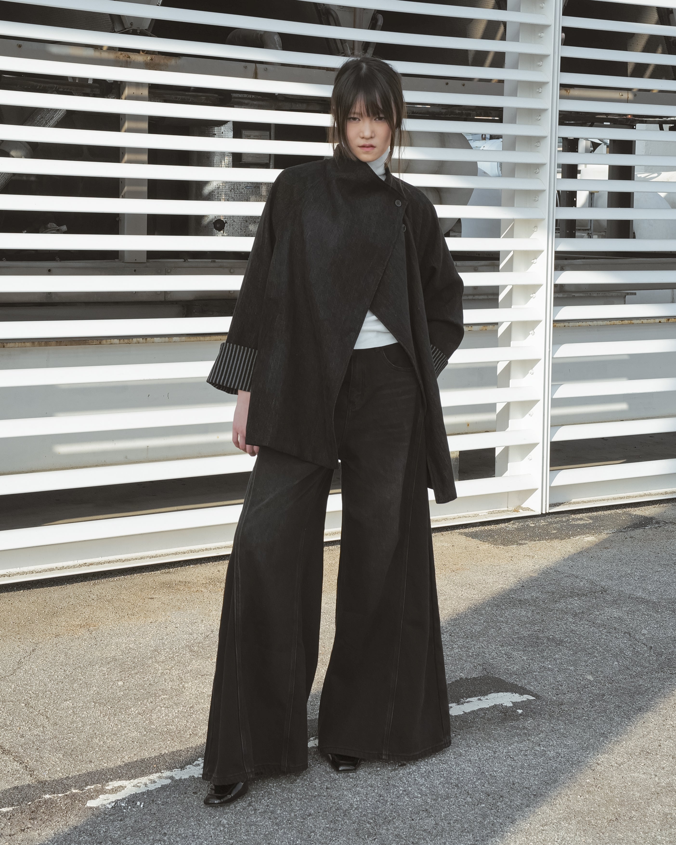 Padded Lapel Short Trench Coat